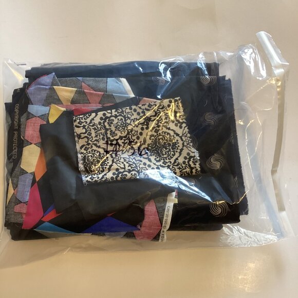 A Bundle Bag of Black Cotton Fabric Material Scraps Quilting Sewing Crafting - Picture 4 of 5